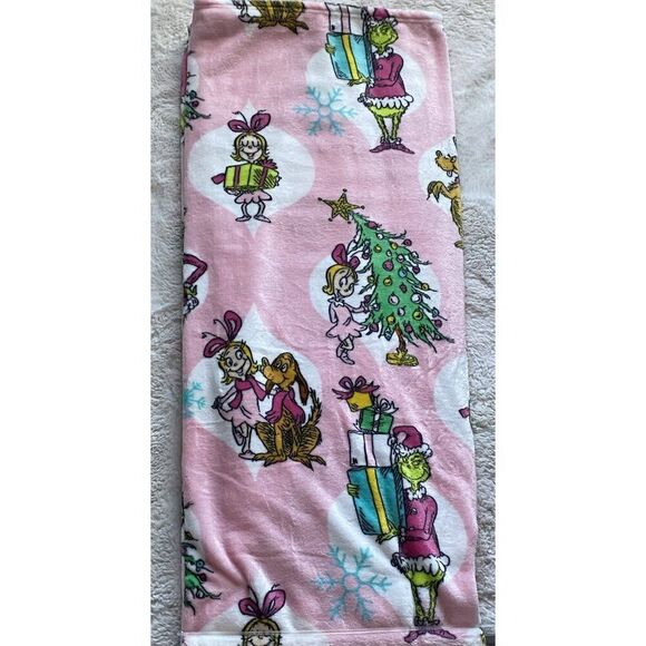 Dr. Seuss The Grinch  Max Cindy Lou Pink Throw Blanket Christmas 50 X 70" NEW - Picture 13 of 16